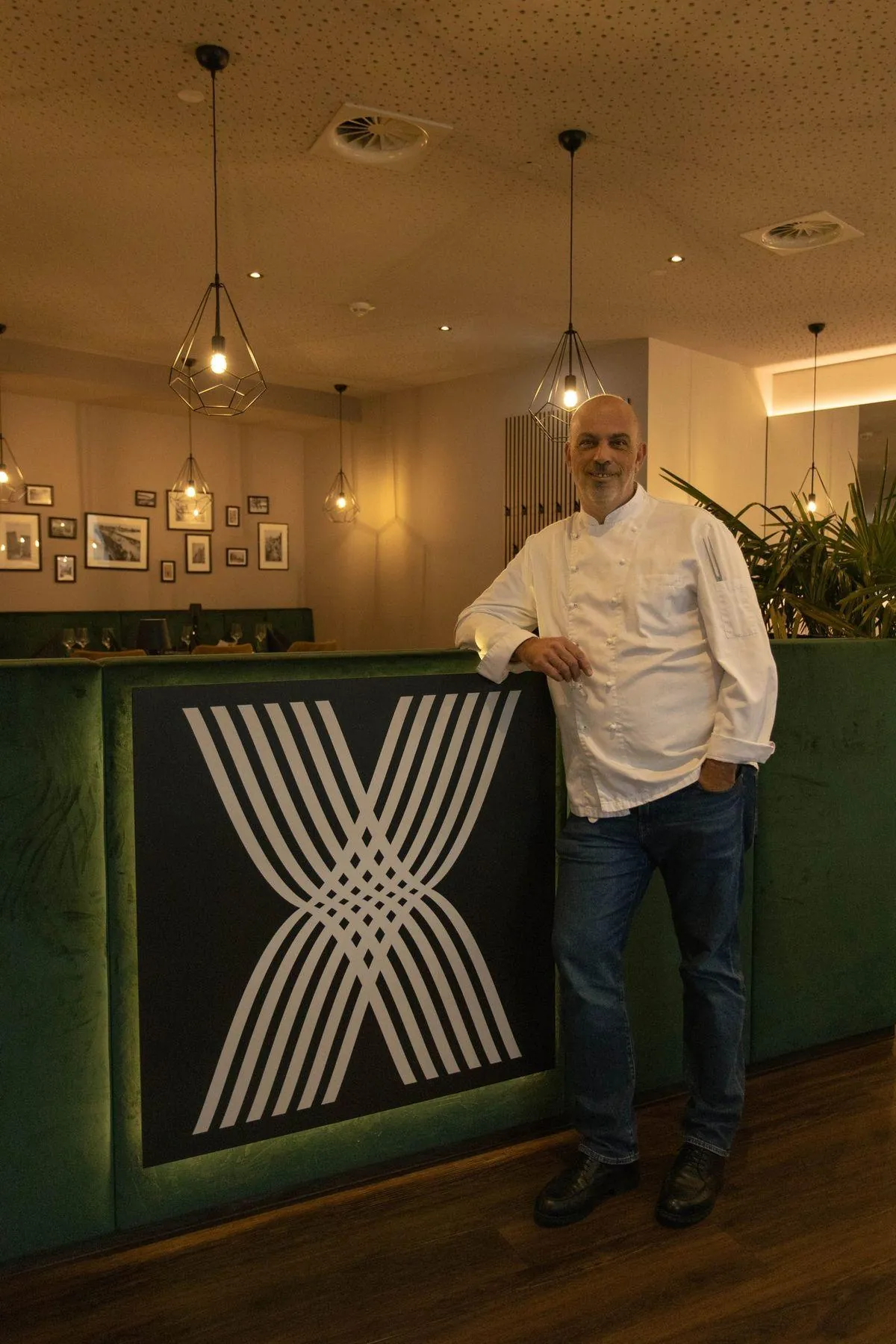 Adalbert Pachinger, Gastgeber im X am Gaumberg und im X Restaurant Linz